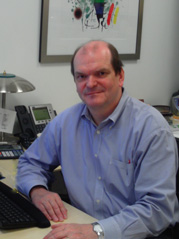 Krzysztof Palczewski working in his lab