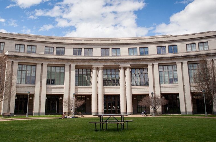 Case Institute of Technology physicist known for completing first full