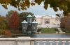 Front entrance to the Cleveland Museum of art with a pond in the foreground